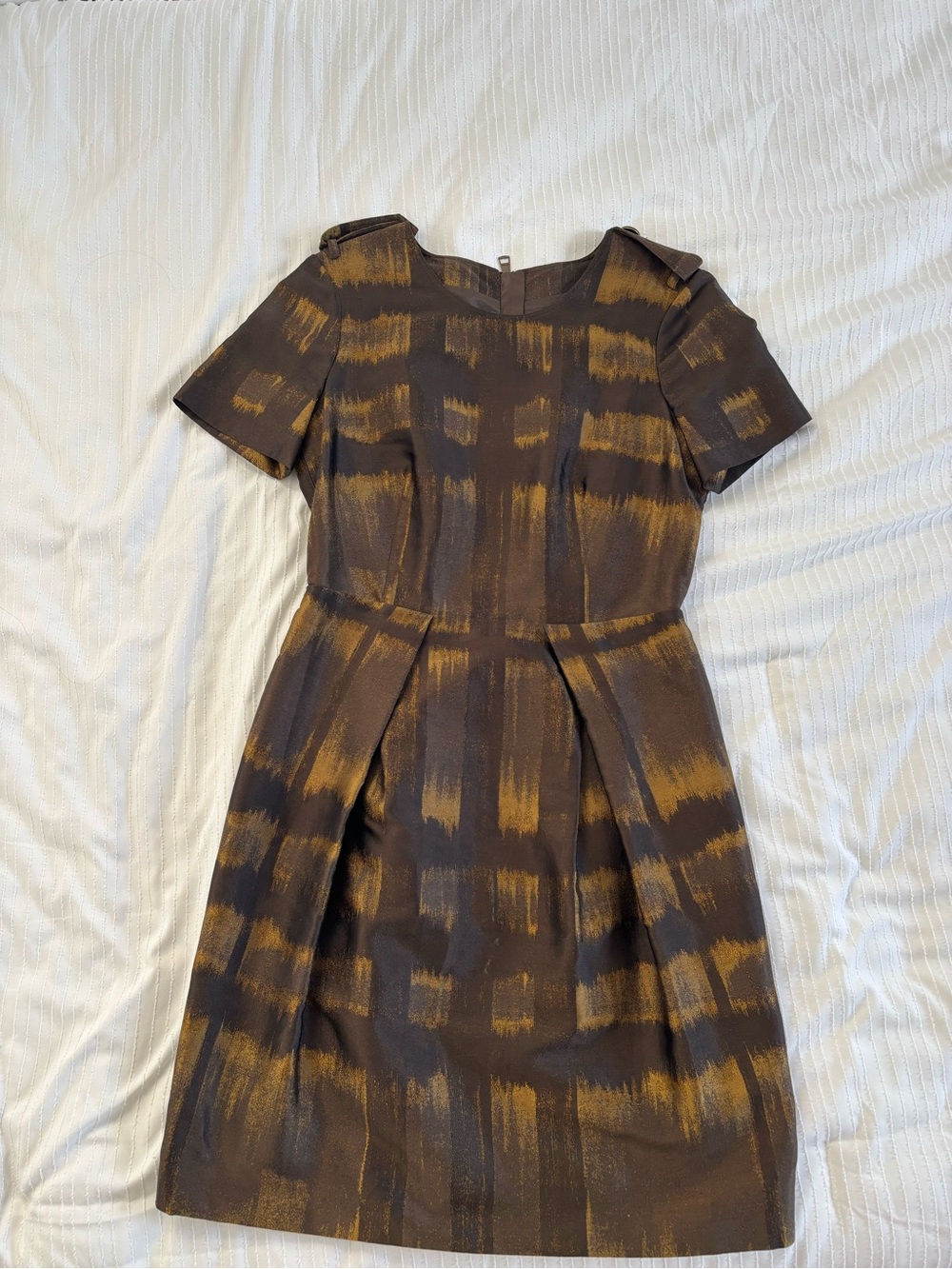 Burberry Women's Brown and Gold Patterned Short Sleeve Dress